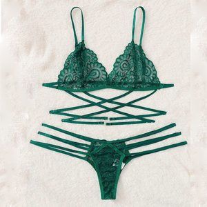 Three-point sexy cutout cross strap three-point suit green s-xl